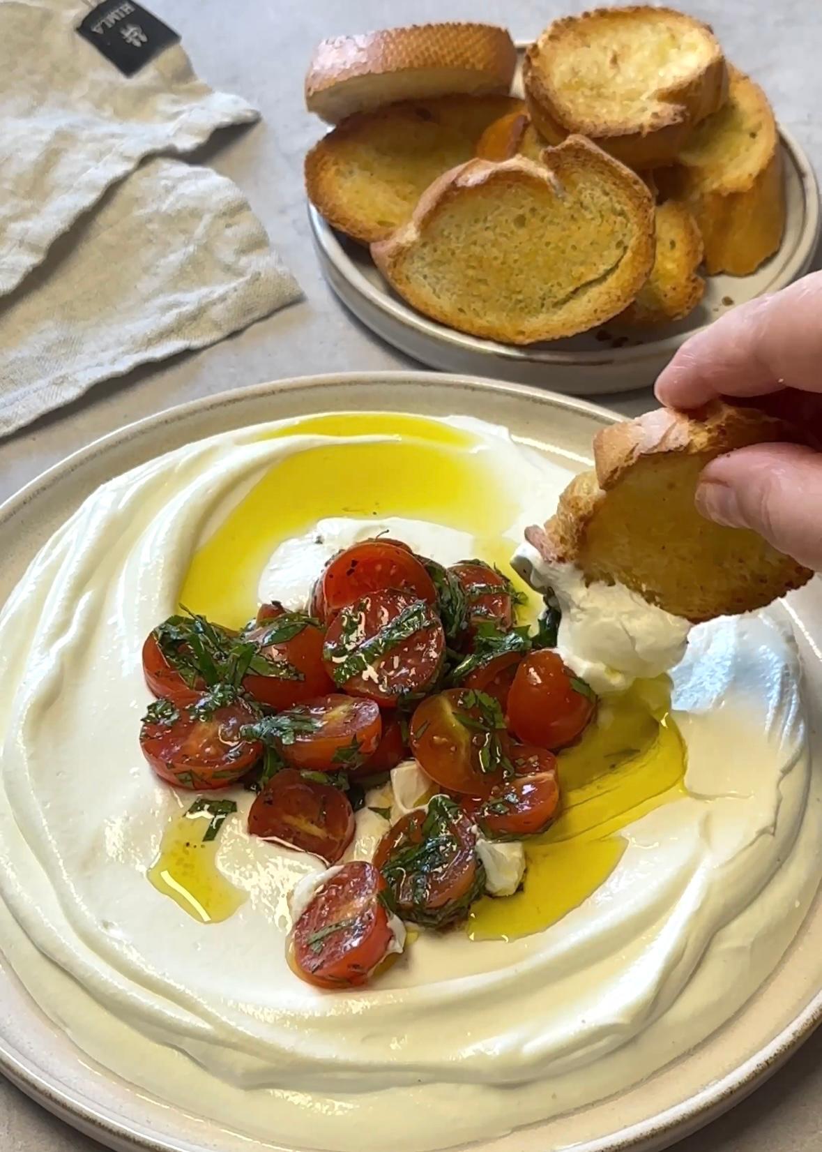 VISPAD KESO MED MARINERADE TOMATER
