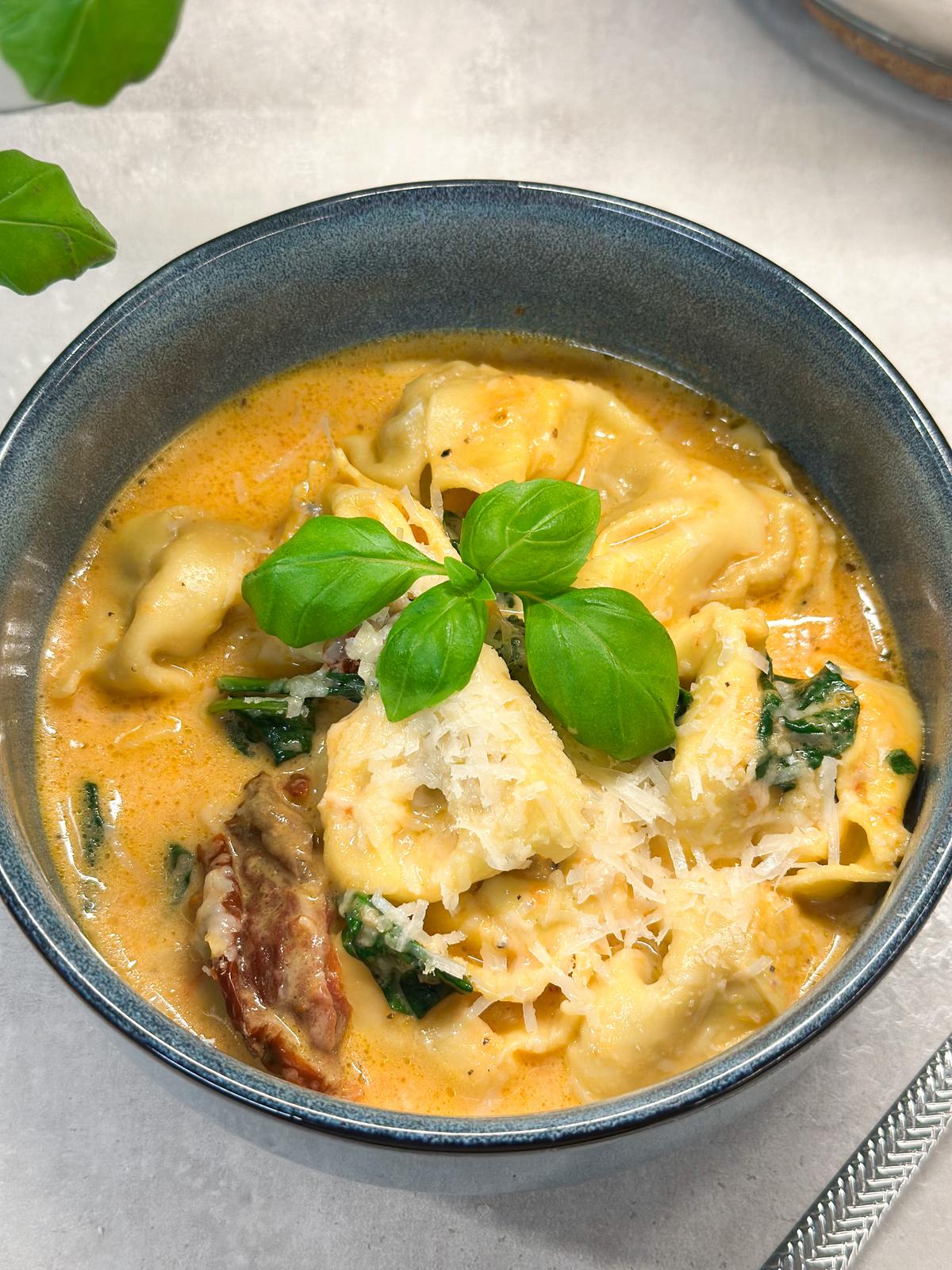 TORTELLINI SOPPA